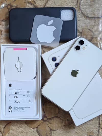 Apple iPhone 11 with Box
