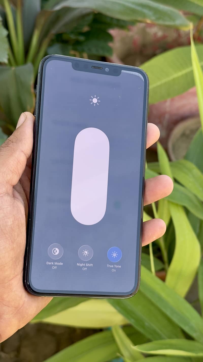 iPhone 11pro max 9