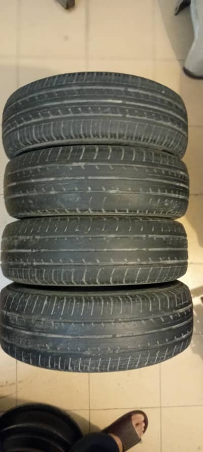 Yokohama BluEarth Es32 195-65-R15
