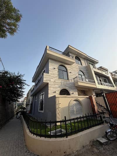 25x40 Brand New Street Corner House For Sale In G-13
