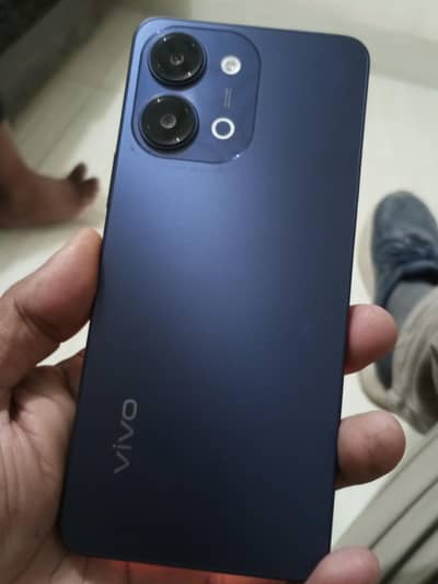 Vivo Y11D 6/6/128 urgent for sale ha