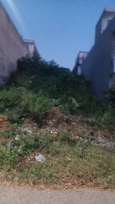 Proper Corner 25x50 On Best Location Plot For Sale In G-15/3
