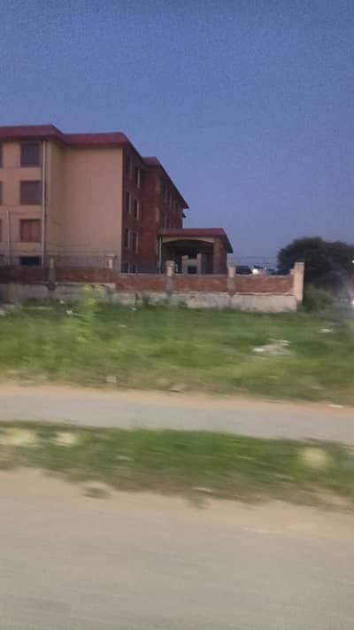 40x80 Plot For Sale Main Double Road Street No 800 G-14/4