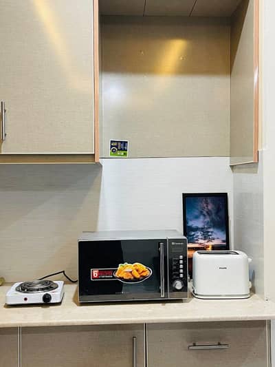 Per day 1bed ROM full furnished apartments safe and scour 100%coupe allow