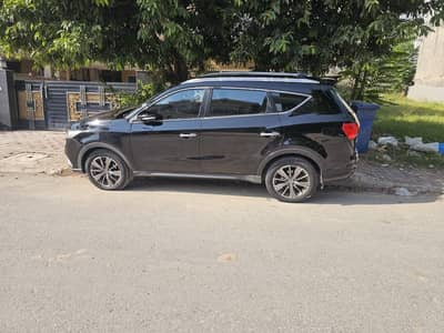 DFSK Glory 580 2022