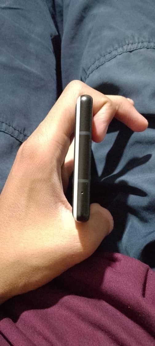 Google Pixel 6a 4