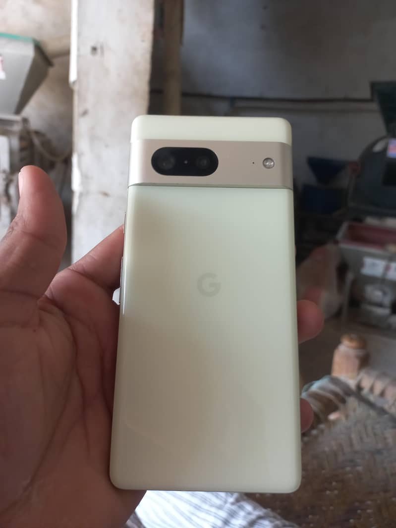 Google Pixel 7a 3