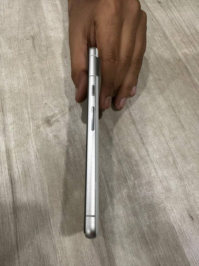Google Pixel 7 3