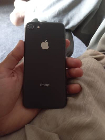 Apple iPhone 8
