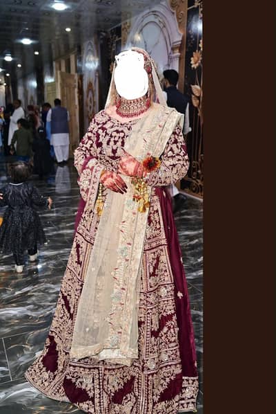 bridal lehnga excellent condition