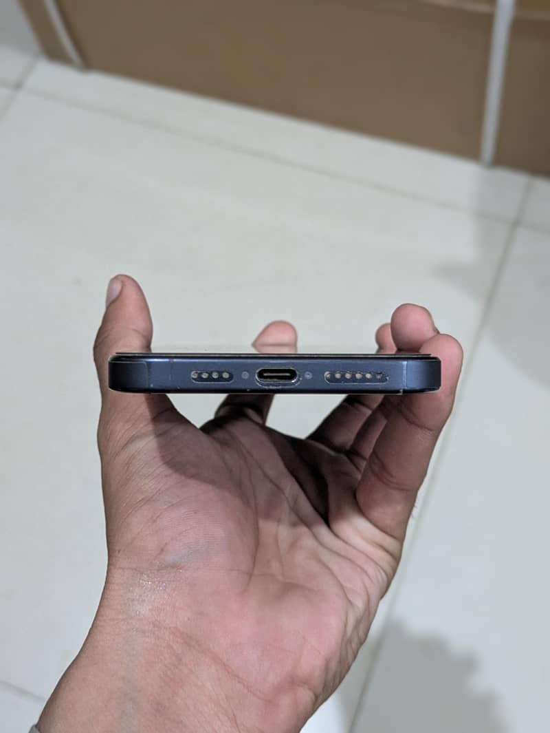 Apple iPhone 15 Pro Max 1