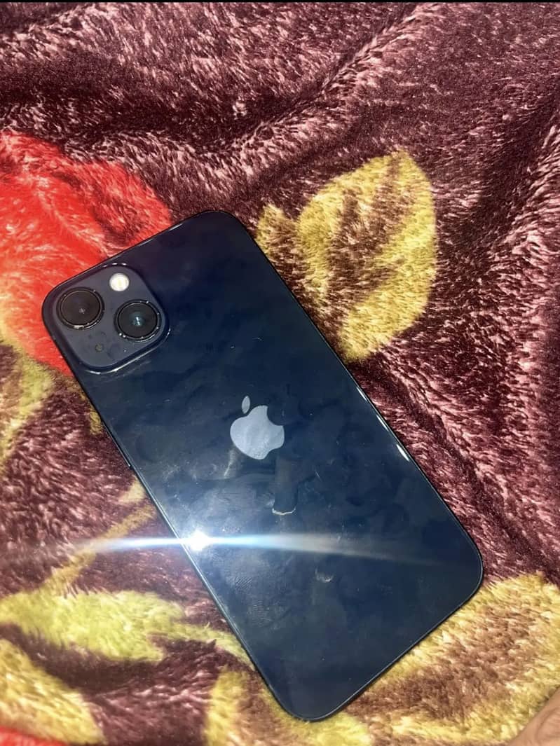 Apple iPhone 13 0