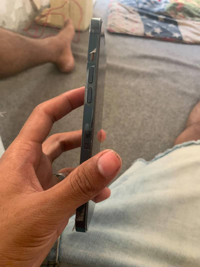 Apple iPhone 12 Pro Max 6