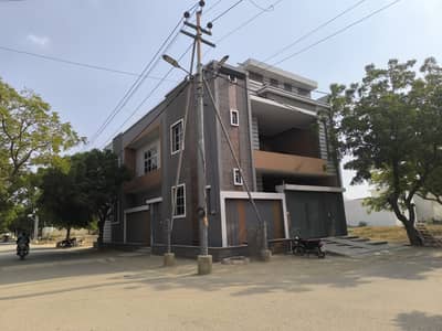 GARDEN CITY - 200 SQY CORNER (40X30 FEET ROAD) PLOT BLOCK A