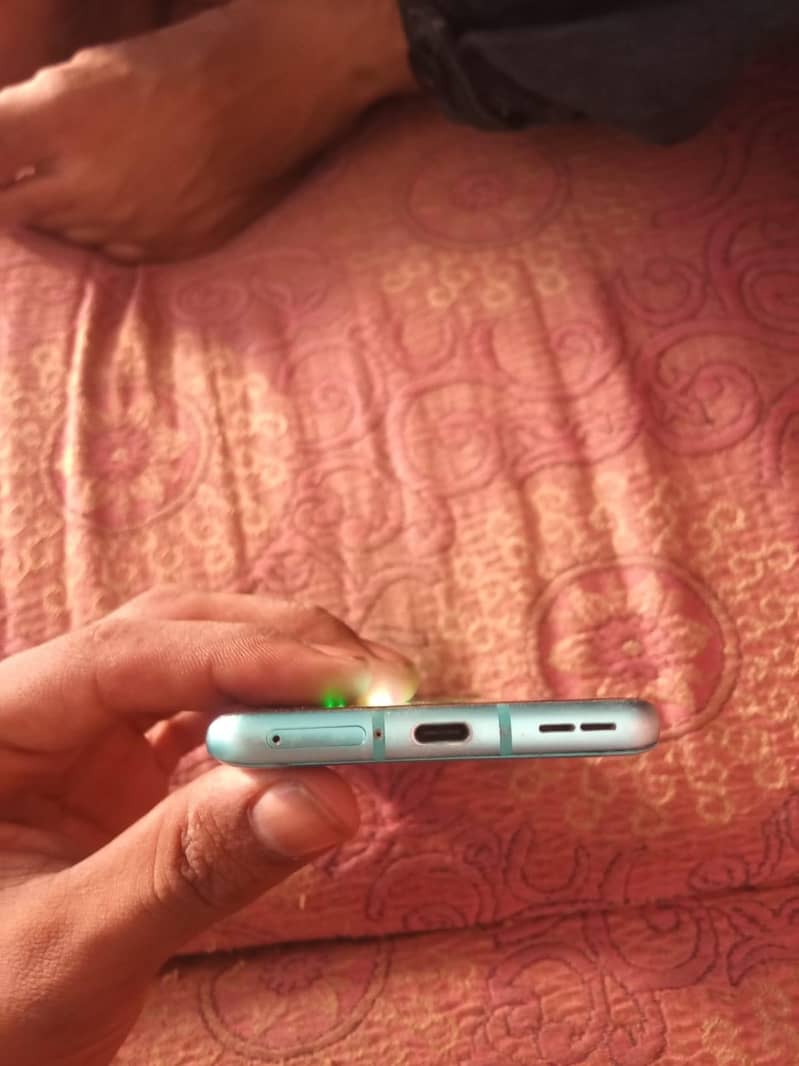 One Plus 8 Pro 6