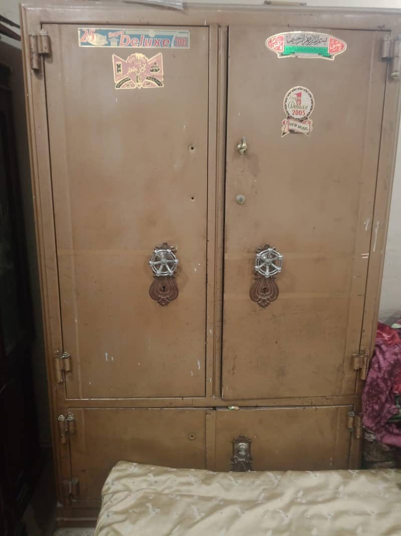 iron solid wardrobe 4