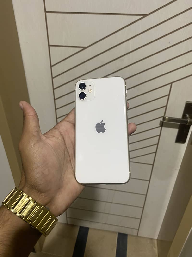Apple iPhone 11 0