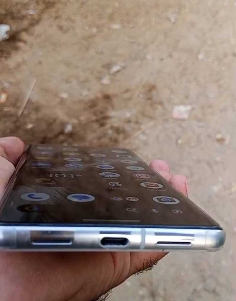 Google Pixel 7 Pro 2