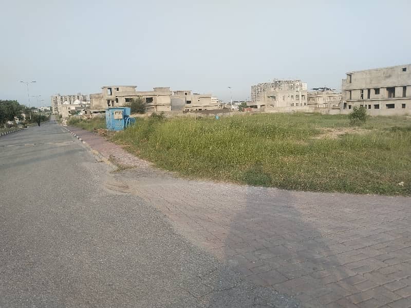 Plot For Sale 0