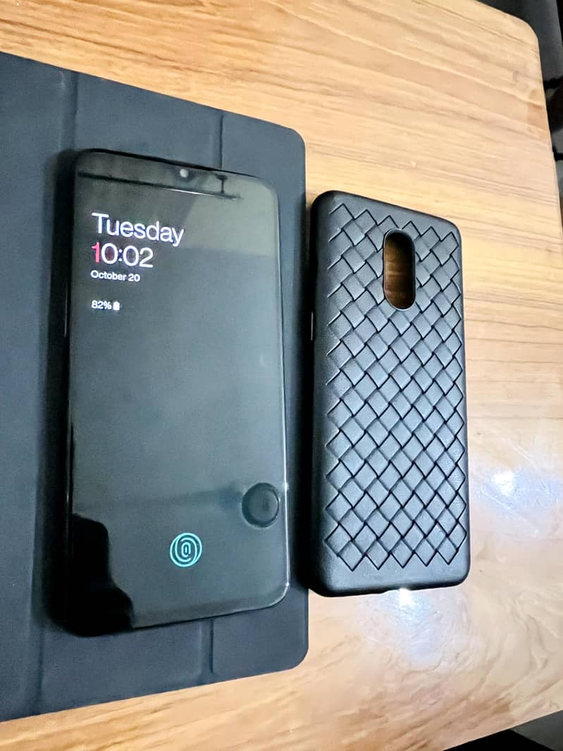 One Plus 6T 2