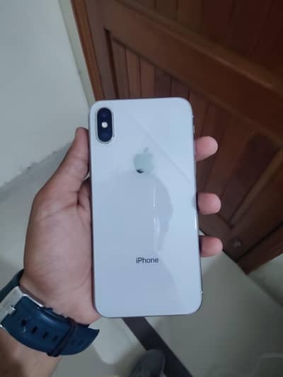 Apple iPhone XR urgent sale