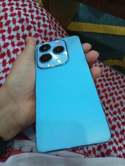 Infinix Hot 40 (8+8+256 GB) Exchange possible