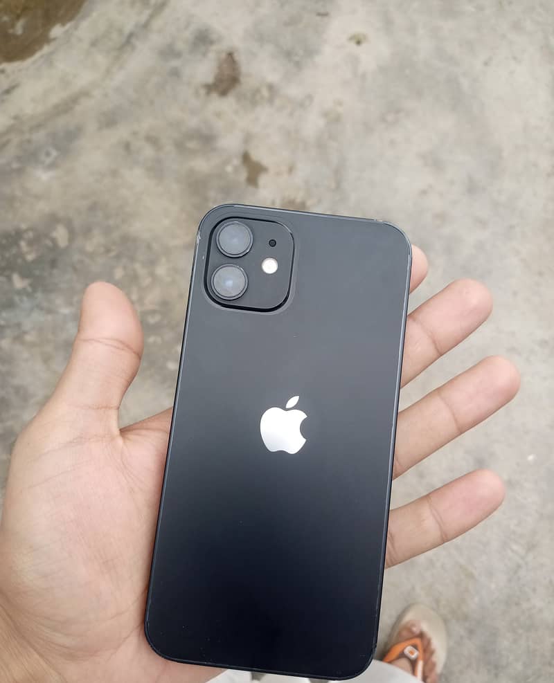 Apple iPhone 12 0