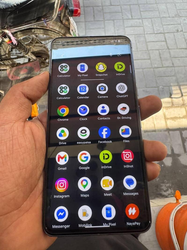 Google Pixel 8 Pro 6
