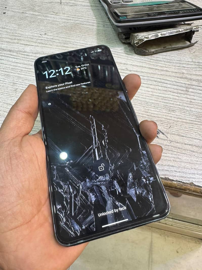 Google Pixel 8 Pro 9