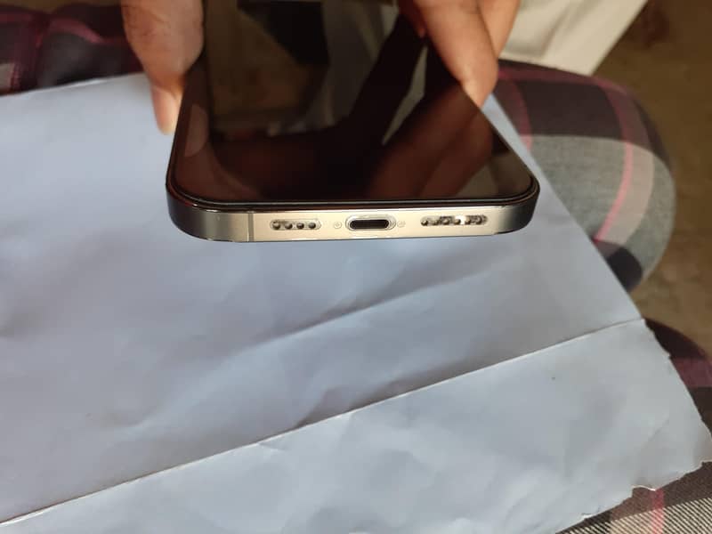 Apple iPhone 13 Pro Max 8
