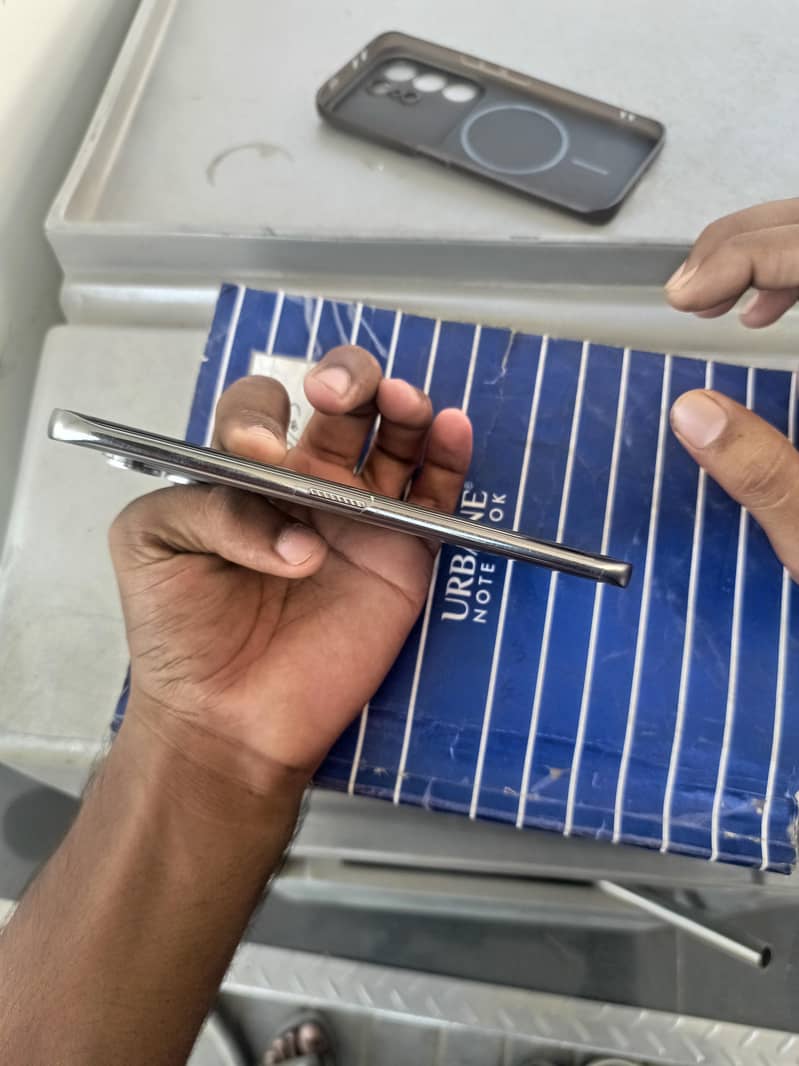Tecno CAMON 50 Pro 6