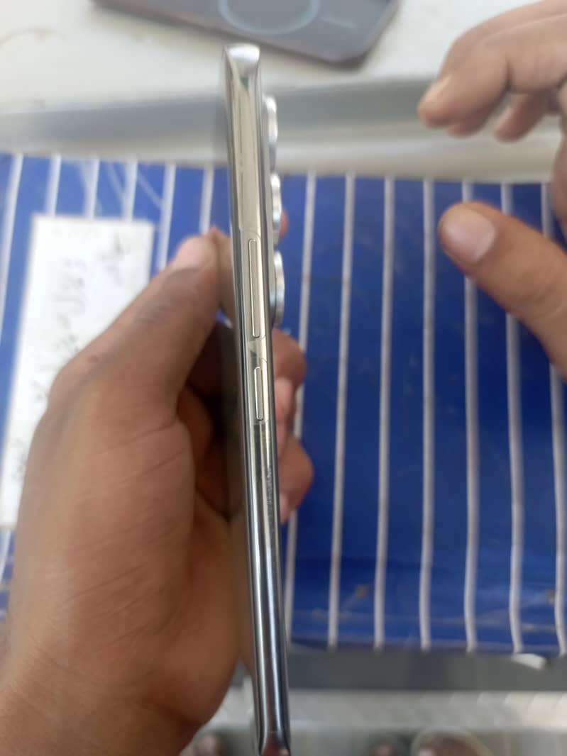 Tecno CAMON 50 Pro 9