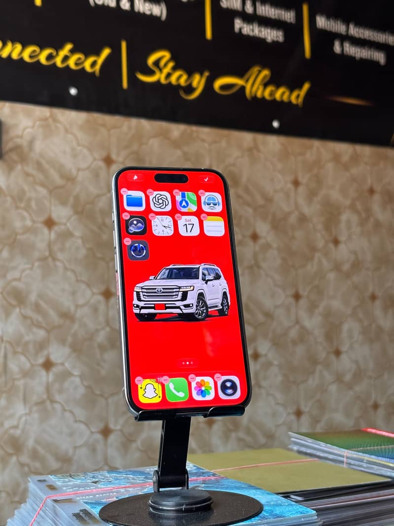 Apple iPhone 15 Pro 0