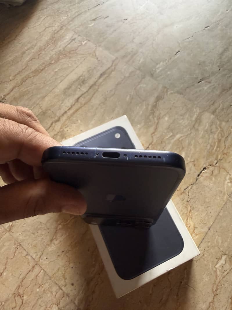Apple iPhone 17 Pro Max 2