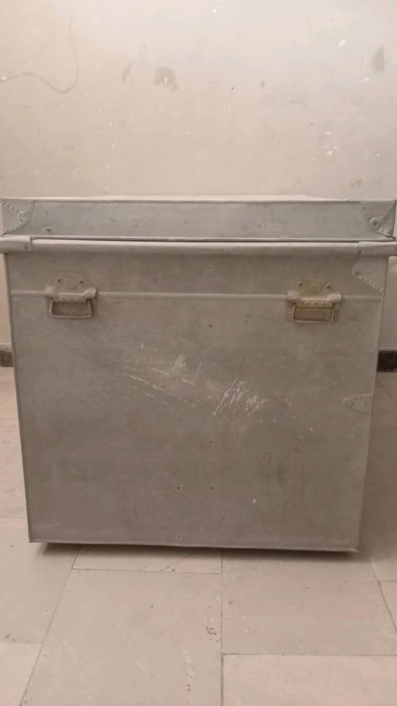Trunk 4