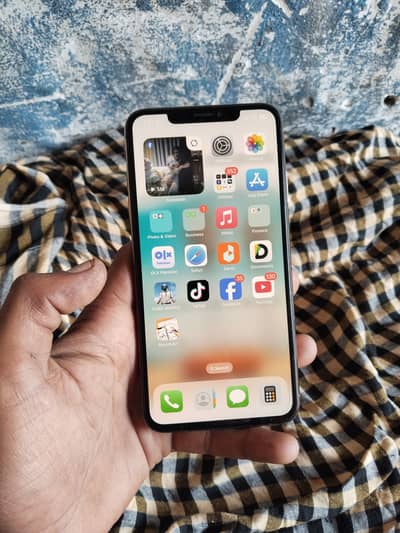 iPhone XS Max PTA Approved exchange possible