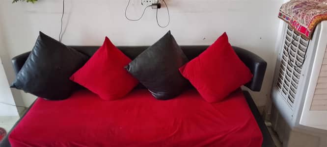 3 2 1 Stylish Red & Black Sofa Set Rs. 28,000 Negotiable