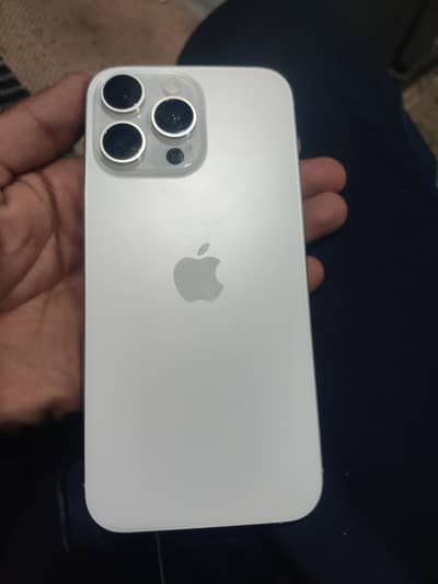 Apple iPhone 16 Pro Max