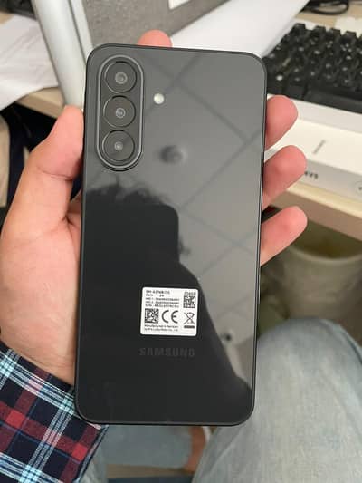 Samsung Galaxy A27 5G – Almost Brand New | 8GB RAM | 256GB Storage