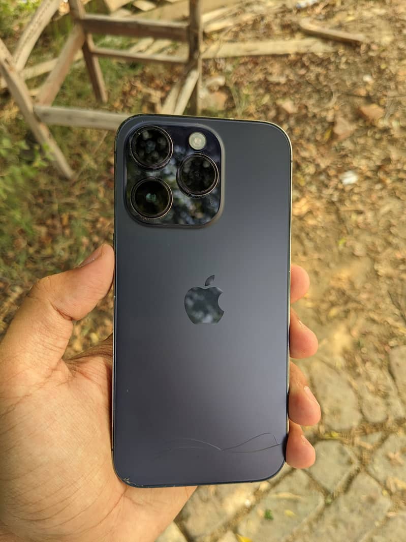 Apple iPhone 14 Pro 0