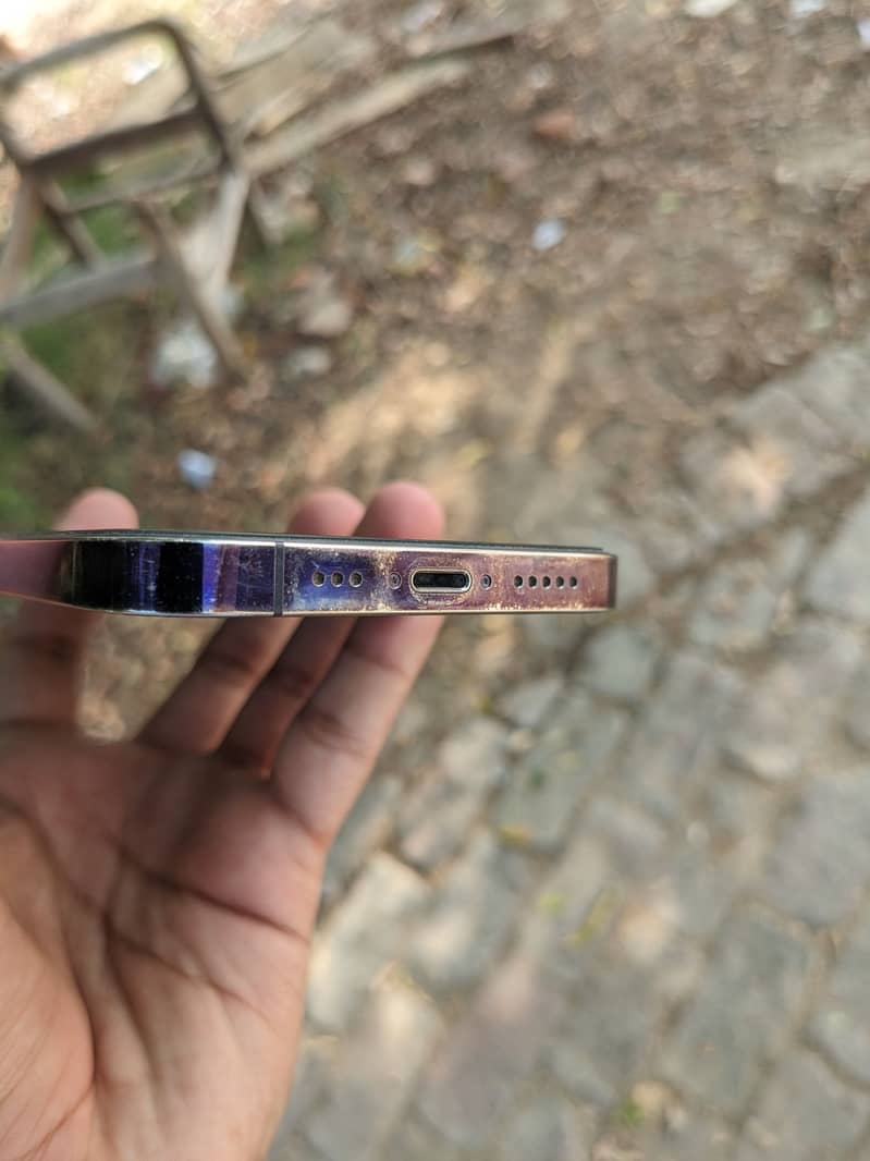 Apple iPhone 14 Pro 3