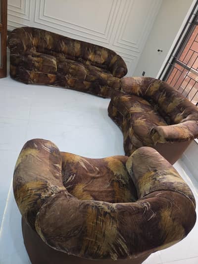 5-Seater Sofa Set (3+1+1) – Strong Wooden Frame