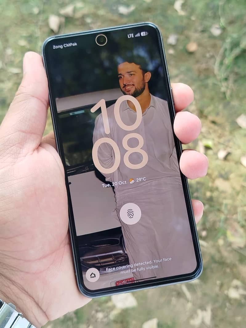 Google Pixel 8 6