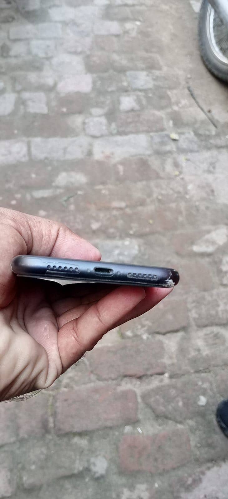 Apple iPhone 11 0