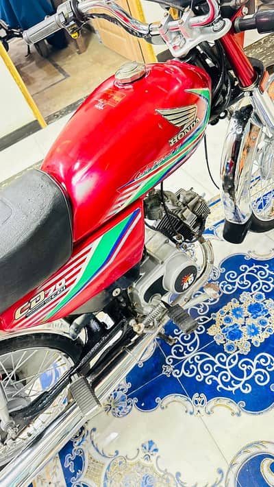 Honda CD-70 2017