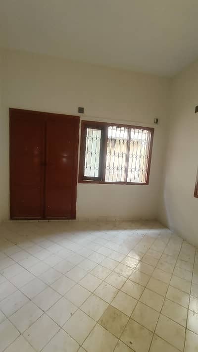 3 Bed DD Portion For Rent with Roof