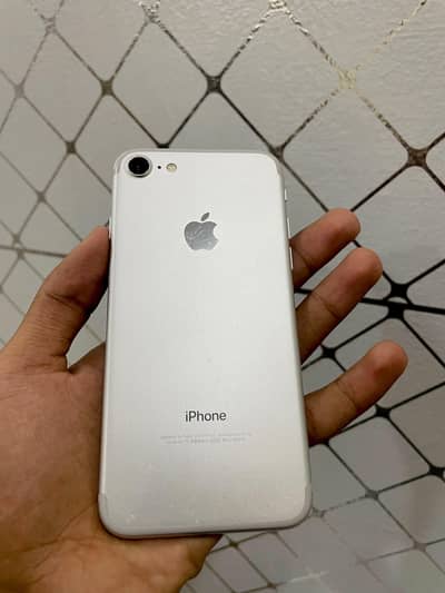 Apple iPhone 7