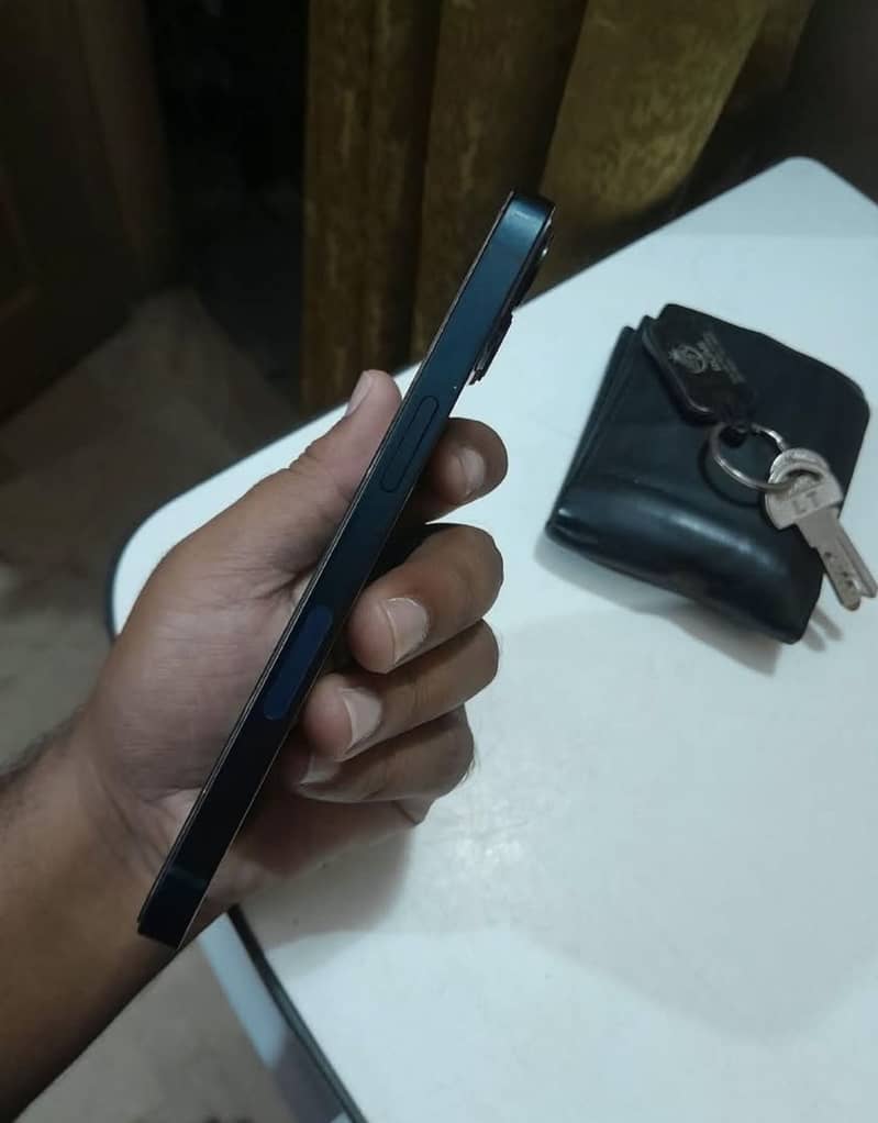 iPhone 13 jv 3