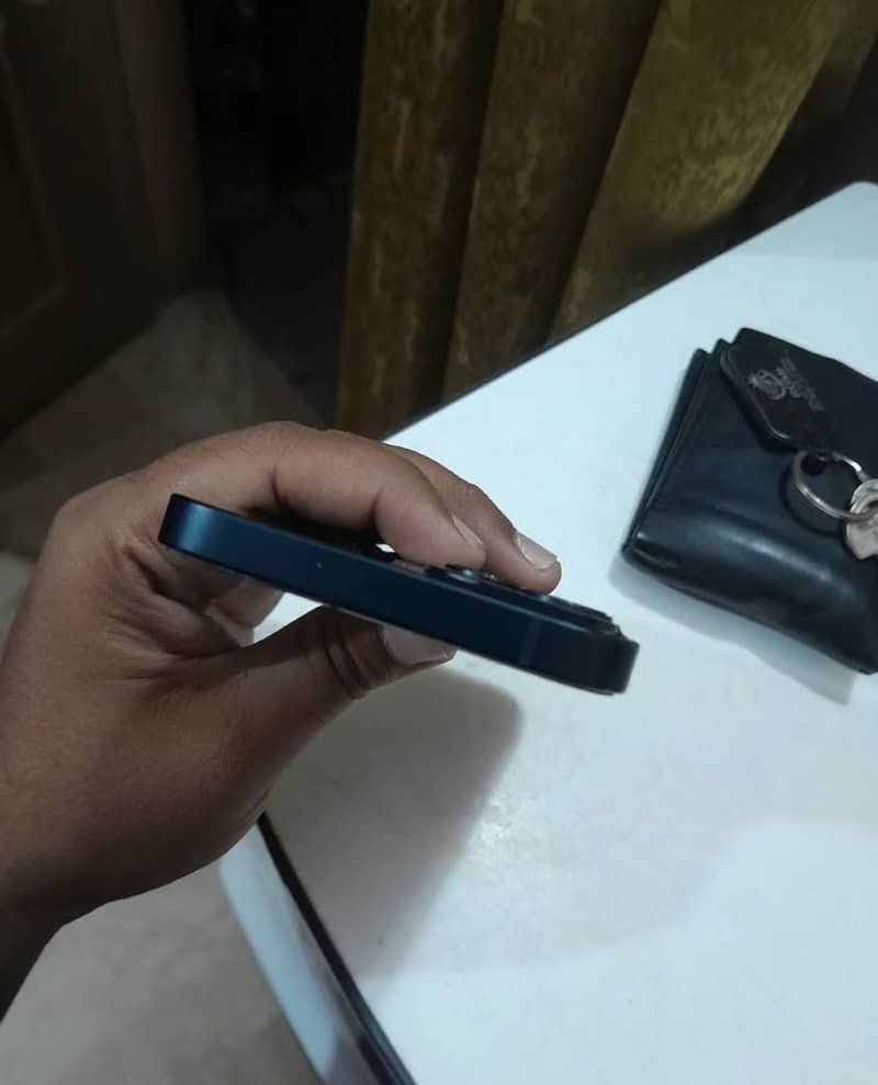 iPhone 13 jv 5
