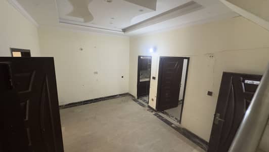 3.5 Marla House For Rent In J2 Block Johar Town Phase 2 Near Emporium Mall